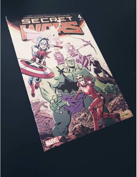 MUY BUEN ESTADO SECRET WARS 4 PANINI