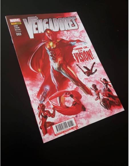 EXCELENTE ESTADO VENGADORES 69 PANINI
