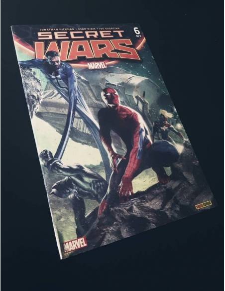 EXCELENTE ESTADO SECRET WARS 6 PANINI