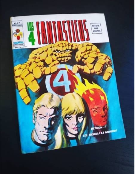 LOS 4 FANTASTICOS 8 VOL II VERTICE CASI EXCELENTE ESTADO CON SIGNOS DE HUMEDAD
