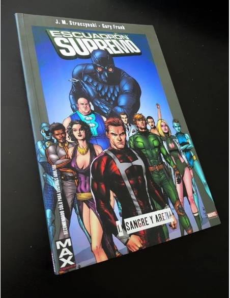 CASI EXCELENTE ESTADO ESCUADRON SUPREMO 1 SANGRE Y ARENA TOMO MAX COMICS