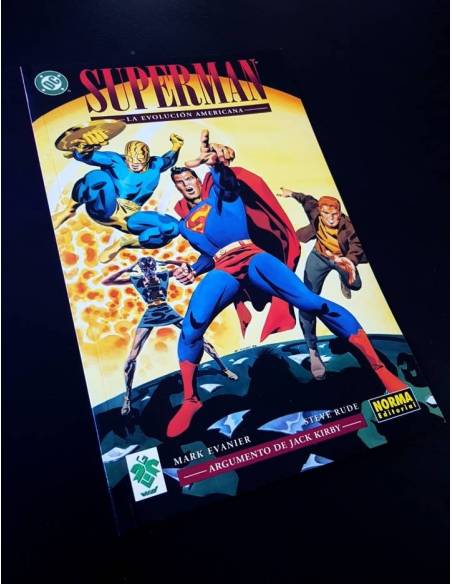 DE KIOSCO SUPERMAN LA EVOLUCION AMERICANA TOMO NORMA