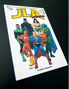 CASI EXCELENTE ESTADO JLA CLASIFICADO LA LIGA DE LA...