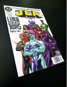 CASI EXCELENTE ESTADO JLA LA ROCA DE LOS TIEMPOS 1 TOMO...