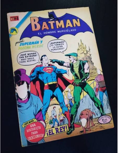 MUY BUEN ESTADO BATMAN 667 NOVARO