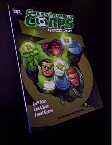 CASI EXCELENTE ESTADO GREEN LANTERN CORPS RECARGA PLANETA