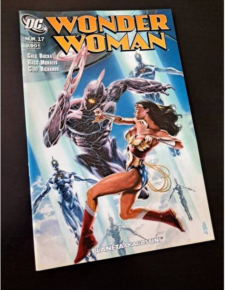 DE KIOSCO WONDER WOMAN 17 PLANETA