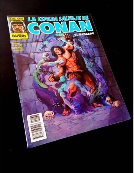 EXCELENTE ESTADO LA ESPADA SALVAJE DE CONAN 137 SERIE ORO FORUM
