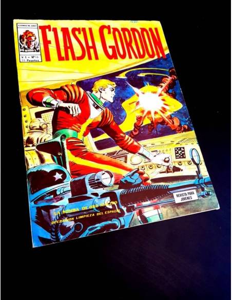 EXCELENTE ESTADO FLASH GORDON 16 VERTICE