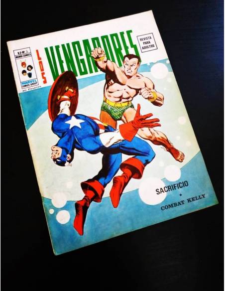 LOS VENGADORES 3 VOL.2 GRAPA VERTICE MUY BUEN ESTADO INCLUYE POSTER CENTRAL