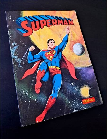 CASI EXCELENTE ESTADO SUPERMAN TOMO XXII LIBRO COMIC NOVARO
