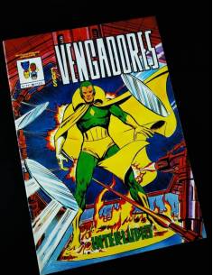 EXCELENTE ESTADO LOS VENGADORES 1 MUNDI COMICS VERTICE