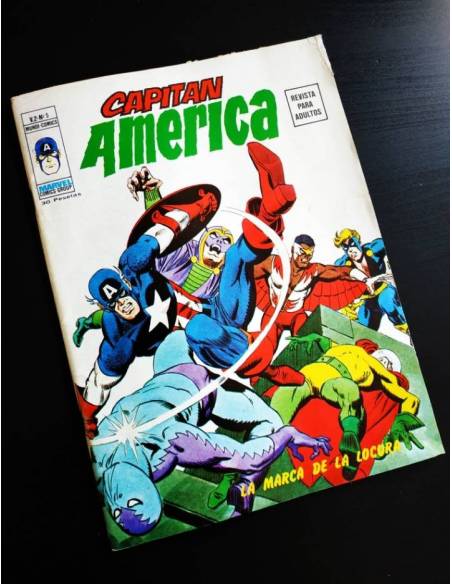MUY BUEN ESTADO CAPITAN AMERICA 5 VOL II TIENE REPARACIÓN EN PORTADA VERTICE