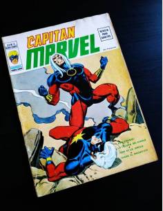 BUEN ESTADO CAPITÁN MARVEL 2 VOL II VERTICE
