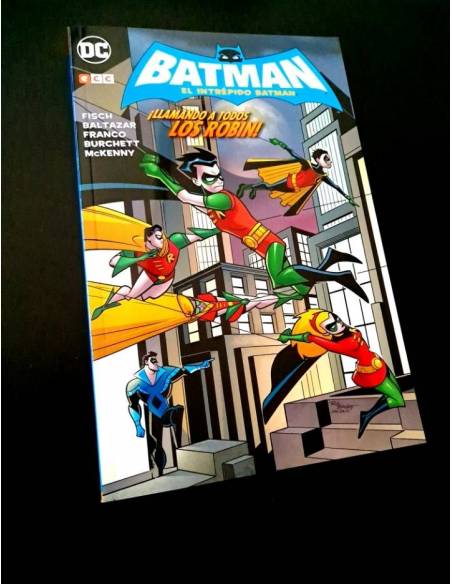 DE KIOSCO BATMAN EL INTREPIDO LLAMANDO A TODOS LOS ROBIN
