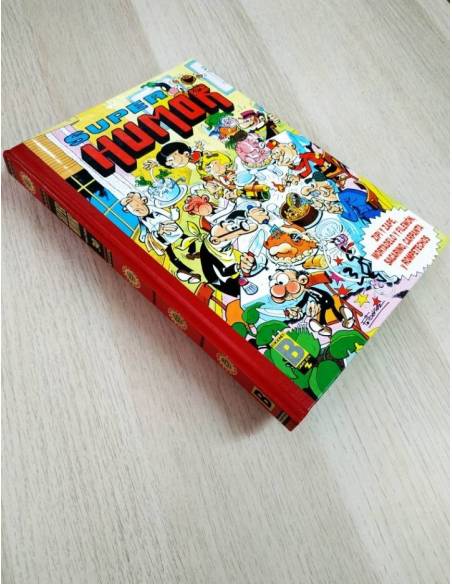 EXCELENTE ESTADO SUPER HUMOR 30 EDICIONES Y 1° PRIMERA EDICIÓN