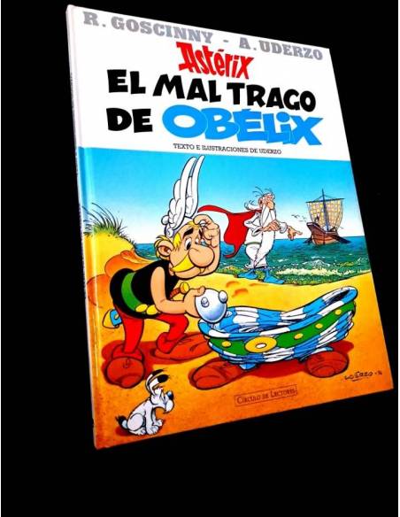 CASI EXCELENTE ESTADO ASTERIX EL MAL TRAGO DE OBELIX CIRCULO DE LECTORES