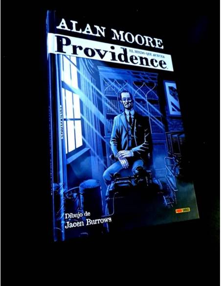 DE KIOSCO PROVIDENCE 1 EL MIEDO QUE ACECHA ALAN MOORE COMICS PANINI HORROR DE LOVECRAFT