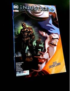 DE KIOSCO INJUSTICE GODS AMONG US 50 COMICS ECC DC