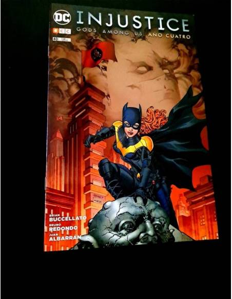 DE KIOSCO INJUSTICE GODS AMONG US 40 COMICS ECC DC