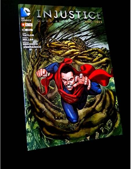 DE KIOSCO INJUSTICE GODS AMONG US 28 COMICS ECC DC