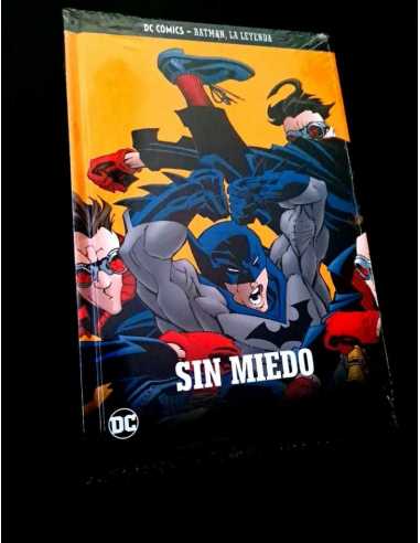 PRECINTADO BATMAN LA LEYENDA VOLUMEN 21 SIN MIEDO COMICS DC ECC TAPA DURA  TOMO