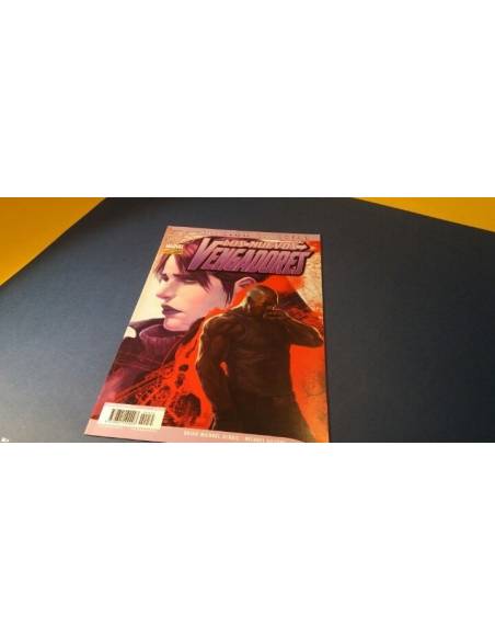 LOS NUEVOS VENGADORES 35 EDICION ESPECIAL EXCELENTE ESTADO PANINI