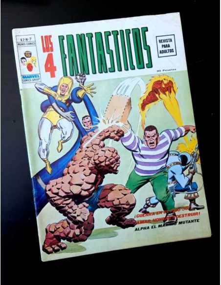 LOS 4 FANTASTICOS 7 VOL II MUY NUEVO PERO LA CONTRAPORTADA LE FALTA UN TROZO DE PAPEL VERTICE