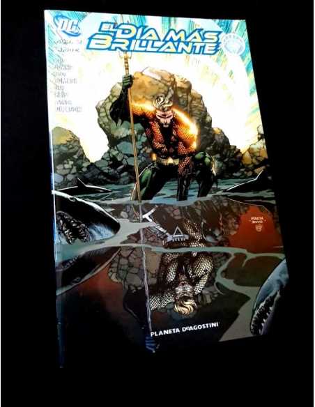 DE KIOSCO EL DIA MAS BRILLANTE 2 COMICS PLANETA DC