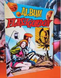 EXCELENTE ESTADO ÁLBUM FLASH GORDON TOMO 4 EDITORIAL...
