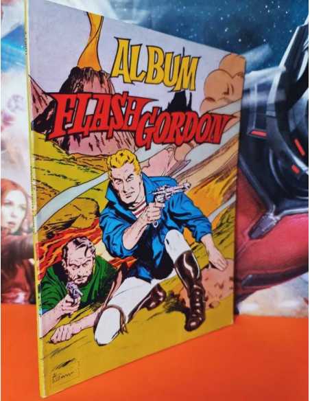 EXCELENTE ESTADO ÁLBUM FLASH GORDON TOMO 2 EDITORIAL VALENCIANA