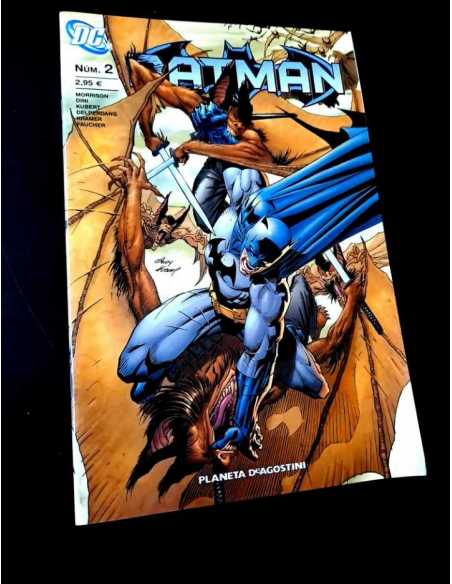 CASI EXCELENTE ESTADO BATMAN 2 COMICS DC PLANETA