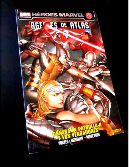EXCELENTE ESTADO AGENTES DE ATLAS 3 HEROES MARVEL CONTRA LA PATRULLA X Y LOS VENGADORES PANINI