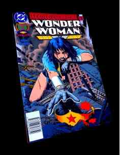EXCELENTE ESTADO WONDER WOMAN LA CAIDA DE UNA AMAZONA...