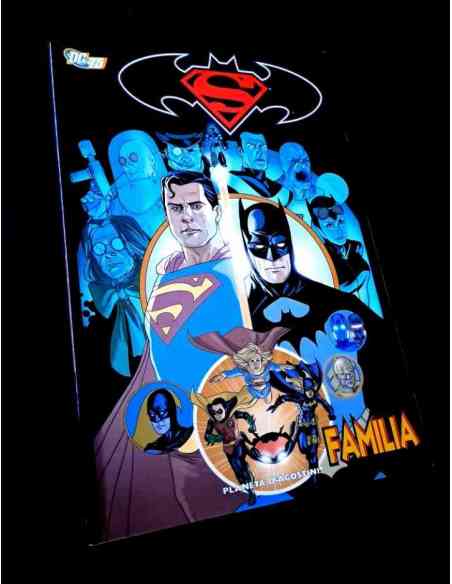 EXCELENTE ESTADO SUPERMAN BATMAN FAMILIA COMICS PLANETA