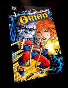 EXCELENTE ESTADO ORION 1 CLASICOS DC COMICS PLANETA