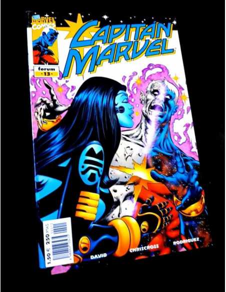 CASI EXCELENTE ESTADO CAPITAN MARVEL 13 COMICS FORUM