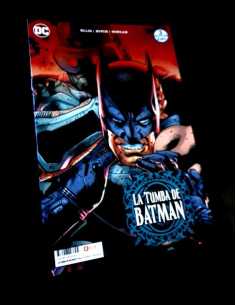 EXCELENTE ESTADO LA TUMBA DE BATMAN 3 DC COMICS ECC