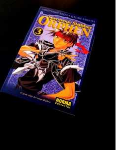 EXCELENTE ESTADO SORCEROUS STABBER ORPHEN 3 MANGA