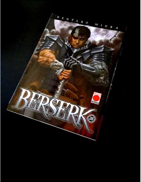 EXCELENTE ESTADO BERSERK 38 PANINI MANGA