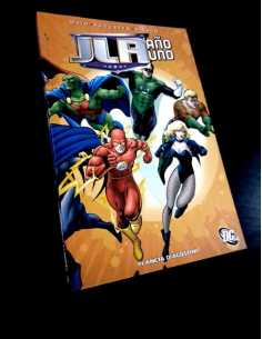 EXCELENTE ESTADO JLA AÑO UNO PLANETA DC