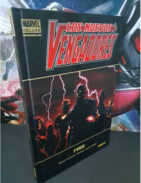 EXCELENTE ESTADO LOS NUEVOS VENGADORES 1 FUGA TOMO TAPA DURA PANINI MARVEL