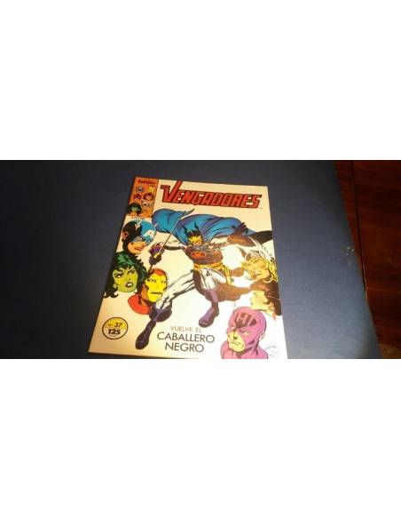 LOS VENGADORES 37 EXCELENTE ESTADO FORUM