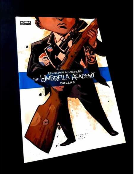 DE KIOSCO THE UMBRELLA ACADEMY 4 DALLAS NORMA EDITORIAL TAPA BLANDA