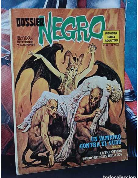 MUY BUEN ESTADO DOSSIER NEGRO 66 UN VAMPIRO CONTRA EL VUDU GRAPA IBERO MUNDIAL