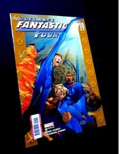 EXCELENTE ESTADO ULTIMATE FANTASTIC FOUR 19 PANINI COMICS...