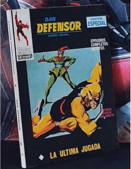 MUY BUEN ESTADO DAN DEFENSOR 18 LA ULTIMA JUGADA TACO EDICIONES VERTICE