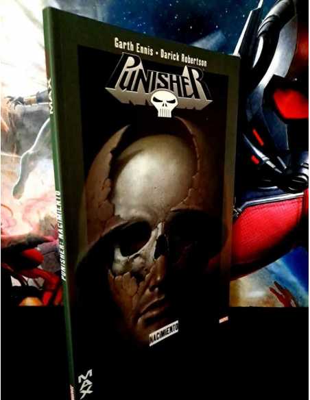 EXCELENTE ESTADO MAX THE PUNISHER NACIMIENTO PANINI COMICS TAPA BLANDA