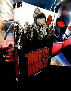 EXCELENTE ESTADO LOS MUERTOS VIVIENTES 4 INTEGRAL LIBREO...
