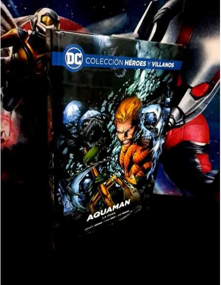PRECINTADO COLECCION HEROES Y VILLANOS AQUAMAN LA FOSA VOLUMEN 16 DC ECC/SALVAT TAPA DURA